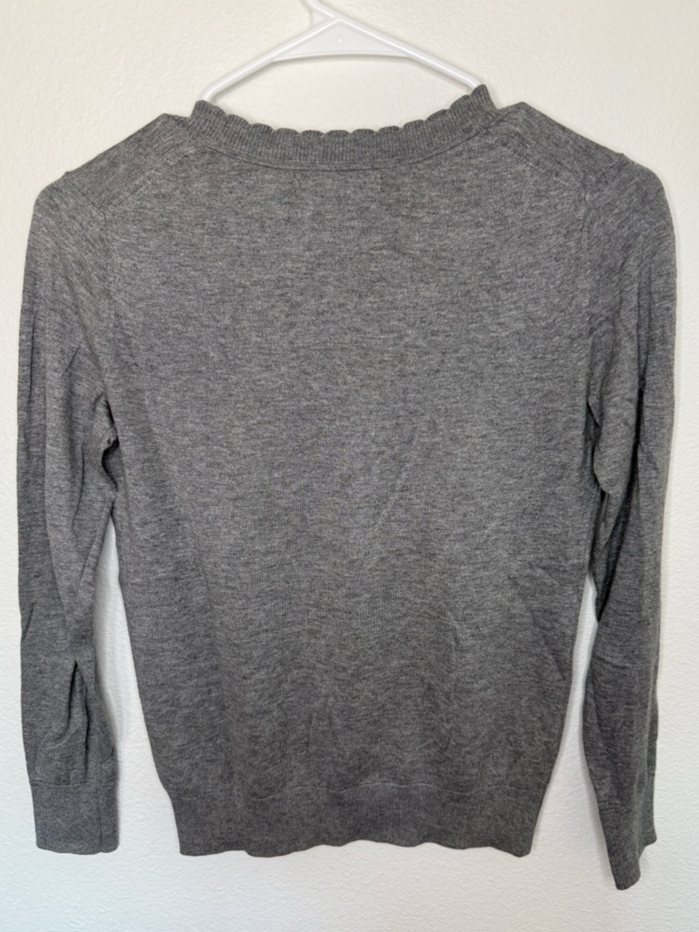 Banana Republic Gray Crewneck Sweater with Pink Flamingo - Picture 4 of 4